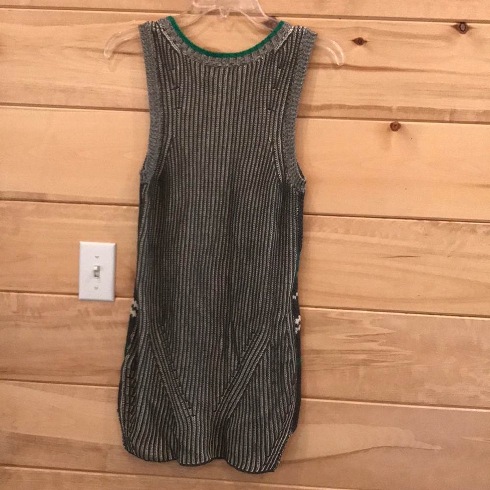 TRIDENT VEST - Picture 3 of 3
